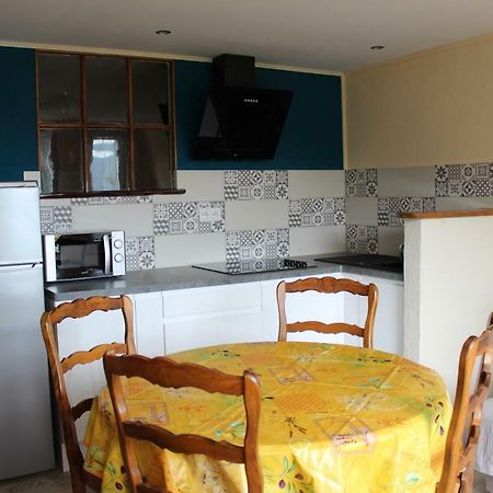 Location Vacances 5 Place Des Moulieres سانت جولين دو فيردون المظهر الخارجي الصورة